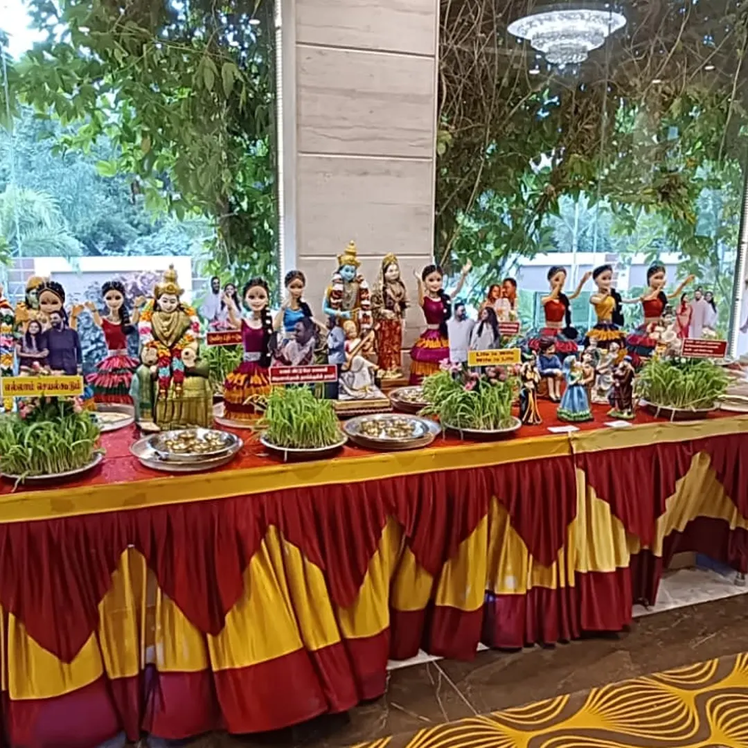 Engagement decoration